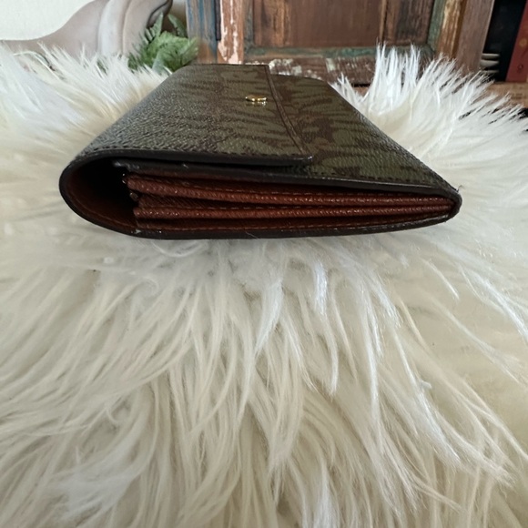 EUC COA Louis Vuitton graffiti wallet - Picture 3 of 10